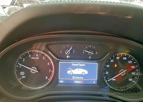 2019 Buick Regal Tourx Essence z USA, uszkodzony, nr VIN W04GV8SXXK1039873